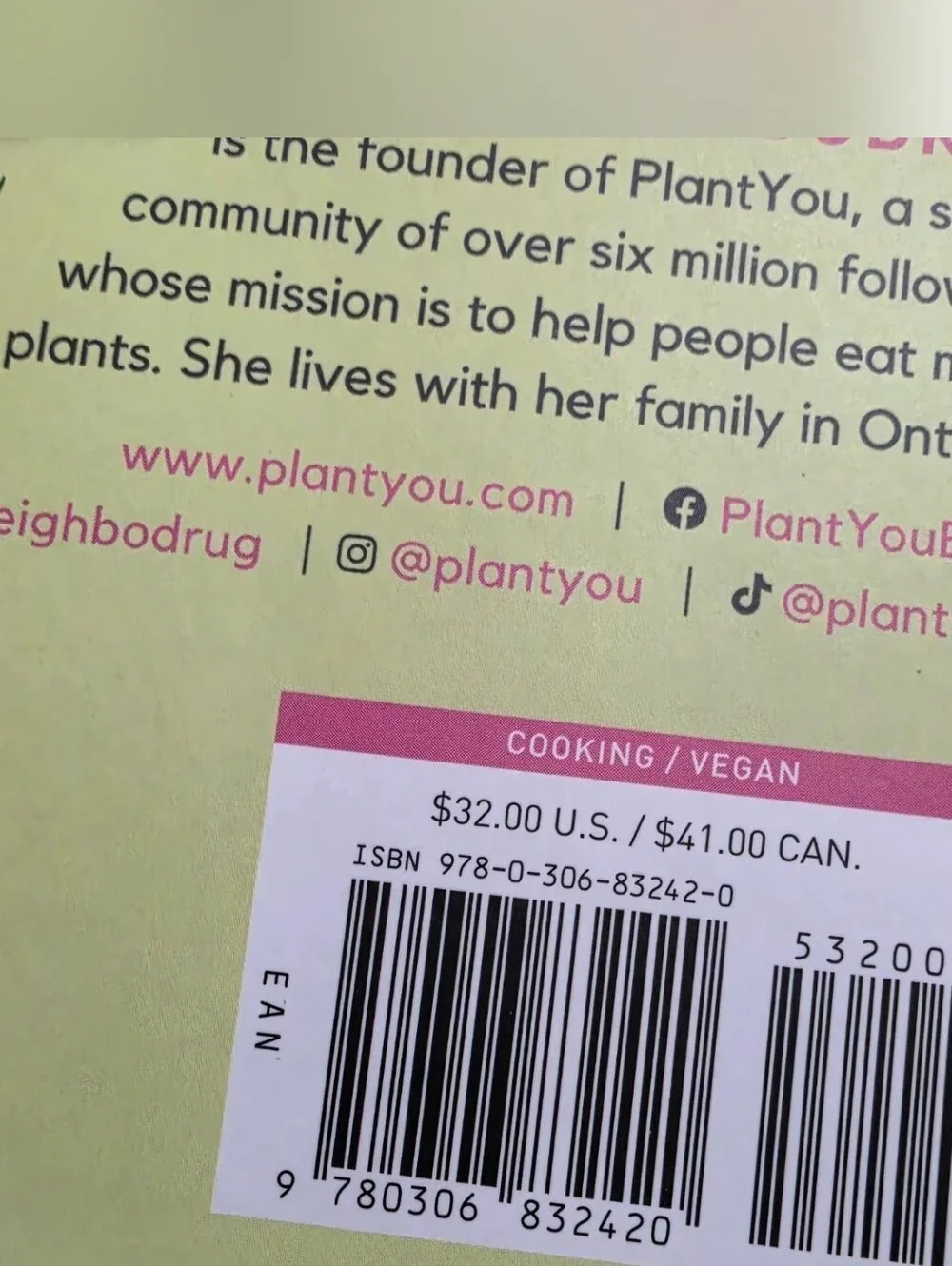 PlantYou Scrappy Cooking Hardcover Cookbook Carleigh Bodrug NWT